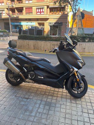 Yamaha TMAX 530 DX