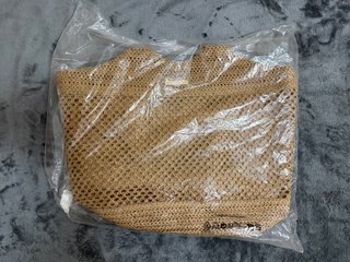 Bolsa de playa Calzedonia con neceser sin estrenar