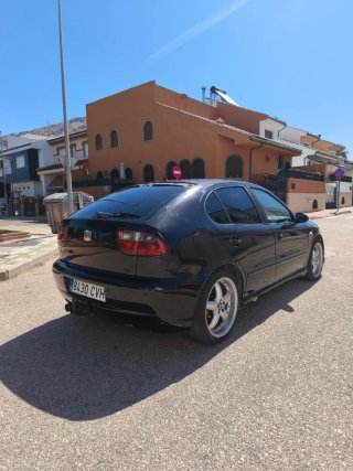 SEAT Leon 2004
