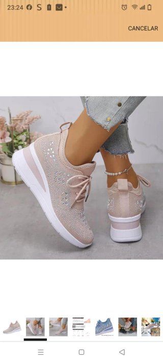 Zapatos de mujer rosas y plateados con pedrería