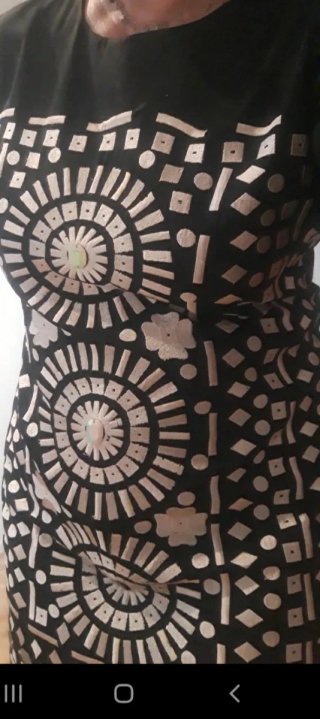 Vestido Niza negro con bordado dorado