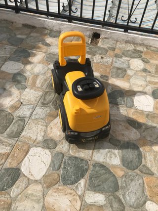 Correpasillos Camión Moltó Amarillo