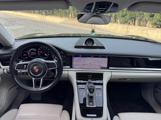 Porsche Panamera 2018
