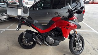 Ducati Multistrada V2S 2024 Roja
