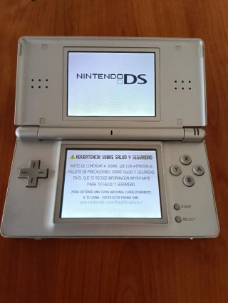 Nintendo DS Lite Plata + Cargador