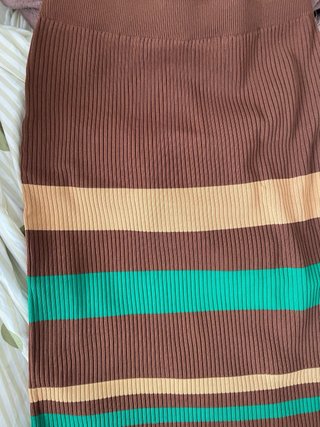 Falda de punto acanalado midi talla M
