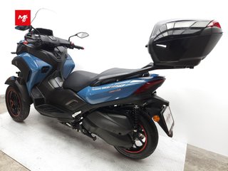 YAMAHA TRICITY 300 2024 9777 kms.