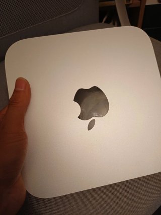 Mac Mini i7 16GB RAM 512GB SSD