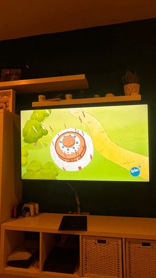 Televisión Philips Negra Casi Nueva