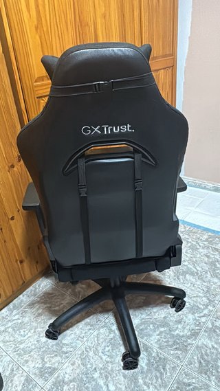 Mesa y silla gaming