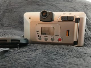 Fujifilm Zoom Date 115 SR Cámara Analógica