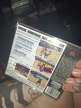 Juego PS1 NBA Live 2003