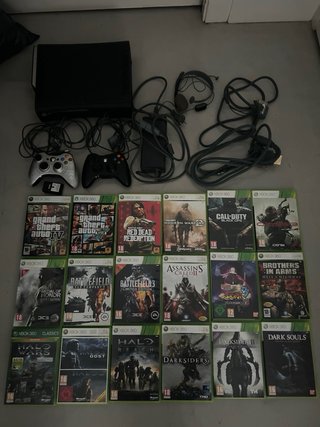 Xbox 360 + 3 Mandos + 20 Juegos