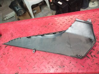 Carenado,quilla izquierda Yamaha Tmax 500