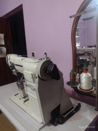 Máquina de coser Seiko LPW 6BC BT