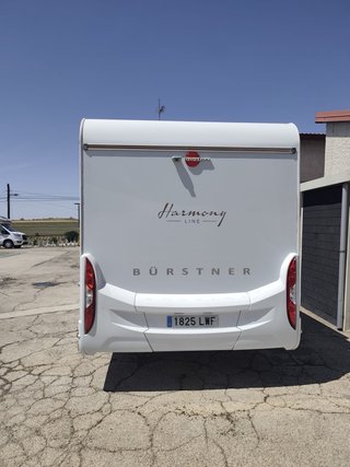 Autocaravana Bürstner Lyseo 734 Harmony