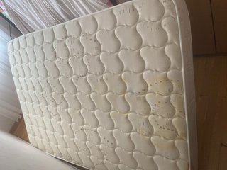 Somier de láminas metálico y madera