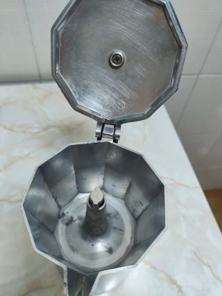 Cafetera Italiana Aluminio Oryx 6 Tazas Inducción