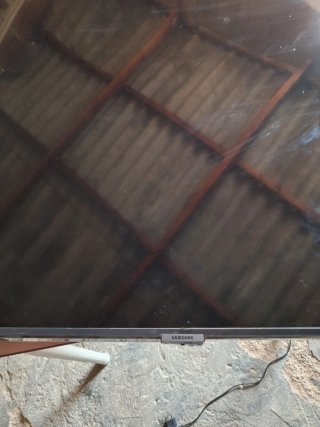Samsung TV Pantalla Rota