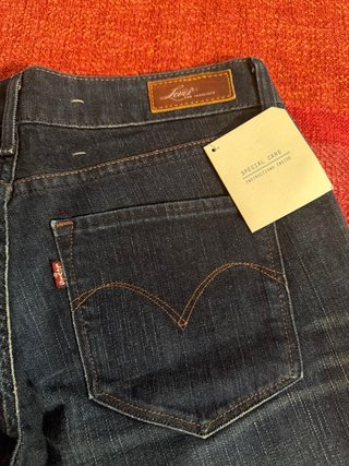 Pantalón vaquero azul mujer