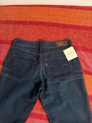 Pantalón vaquero azul mujer