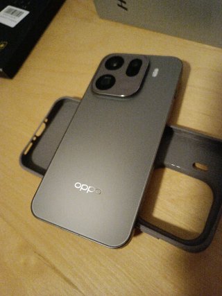 OPPO Find X9 Pro 512GB Nuovo + Caricatore e Custodie