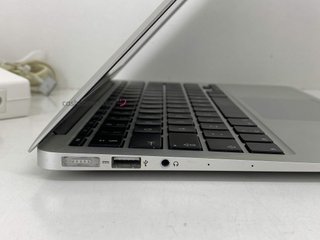 portatil apple apple macbook air core i5 1.6 11 (2015) (a1465)