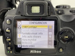 camara digital reflex nikon d40+af-s dx ed 18-55mm 1:3.5-5.6g ii