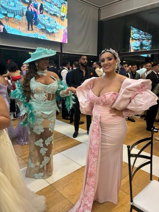 Vestido de fiesta beige y verde agua