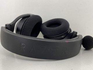 diadema razer barracuda x
