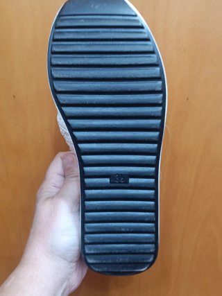 Zapatos plataforma encaje blancos Talla 36