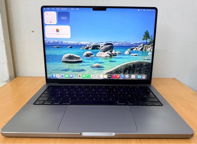 MacBook Pro M3 Gris Espacial