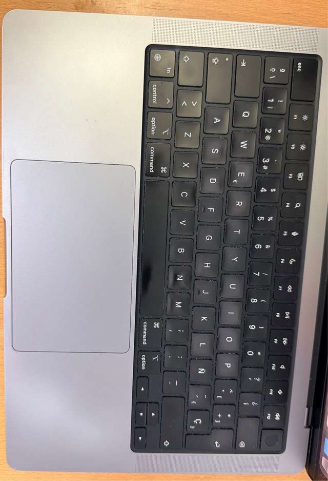 MacBook Pro M3 Gris Espacial