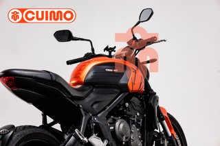TRIUMPH TRIDENT 660