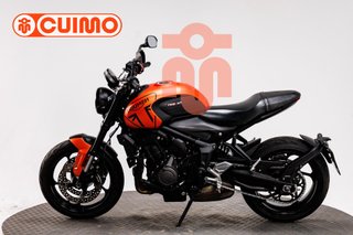 TRIUMPH TRIDENT 660