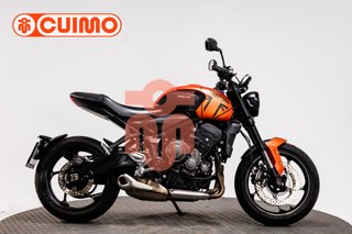TRIUMPH TRIDENT 660
