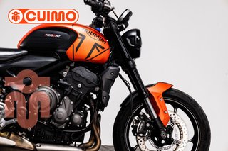 TRIUMPH TRIDENT 660