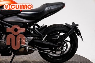 TRIUMPH TRIDENT 660