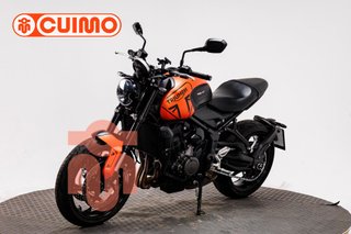 TRIUMPH TRIDENT 660