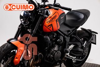 TRIUMPH TRIDENT 660