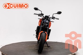 TRIUMPH TRIDENT 660