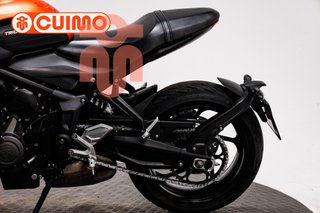 TRIUMPH TRIDENT 660