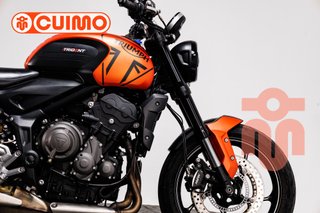 TRIUMPH TRIDENT 660