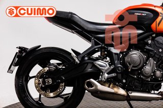 TRIUMPH TRIDENT 660