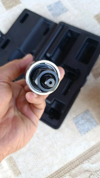 Laser 8211 - Estrattore per PSA/Fiat