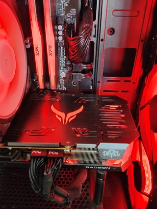Placa base B550 e CPU AMD Ryzen 7 5800X