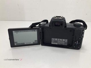 camara digital reflex canon eos m50
