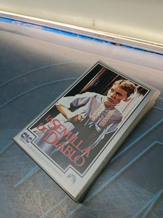 película en VHS, LA SEMILLA DEL DIABLO