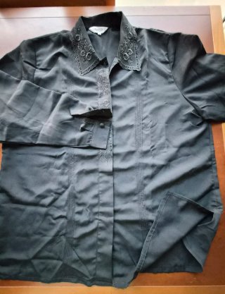 Blusa Negra Talla XXXL / 46 / 18