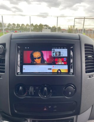 Rádio Mercedes Vito/Sprinter/Classe B Android 14.